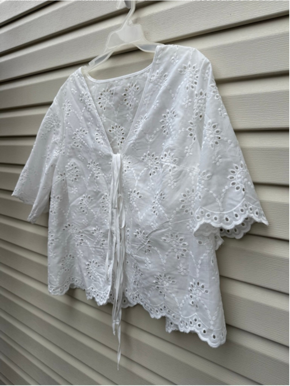 SHEIN Curve White Eyelet Lace Tie Front Blouse Top Women’s 1X Boho - Picture 3 of 5